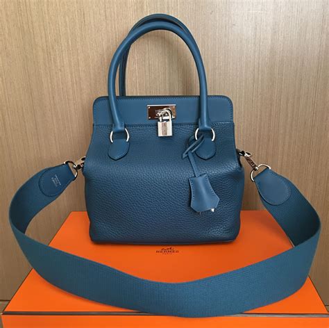 hermes toolbox 20 vs 26|Hermes toolbox 20 purse.